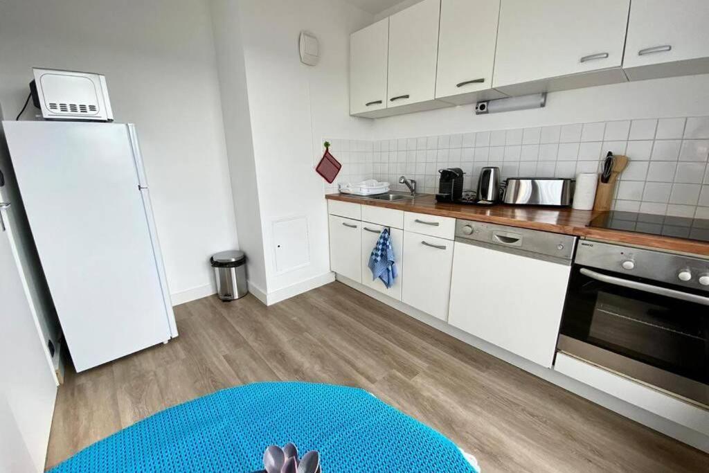 Grand F2 De 47M2 Au 15Eme Etage Dans Une Residence Tres Calme - 017 Руан Екстериор снимка